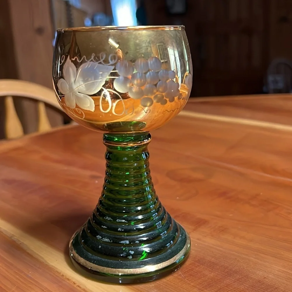 Gruss oms Heidelberg Romer Glass Beehive Stemmed German Wine Etched Gold Gilt